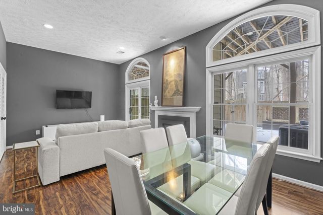 11433 HERITAGE OAK CT, Reston, VA 20194