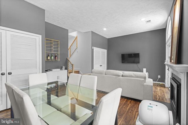 11433 HERITAGE OAK CT, Reston, VA 20194