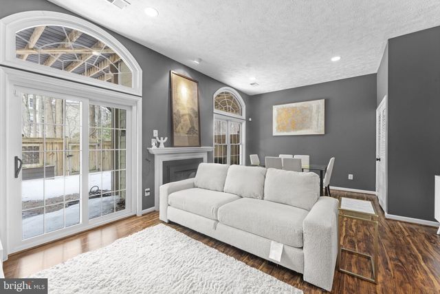 11433 HERITAGE OAK CT, Reston, VA 20194