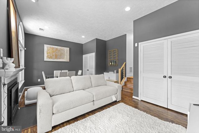 11433 HERITAGE OAK CT, Reston, VA 20194