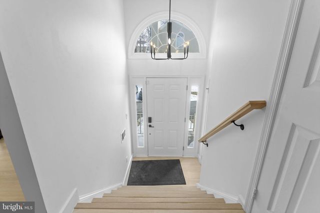 11433 HERITAGE OAK CT, Reston, VA 20194