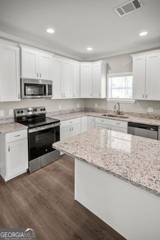 19 SW Pecan Street, Ludowici, GA 31316