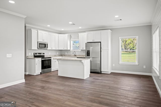 19 SW Pecan Street, Ludowici, GA 31316