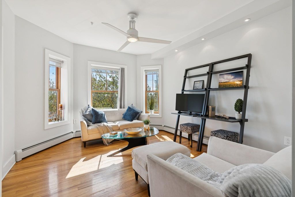 129 York Street 2, Portland, ME 04101 — photo 4