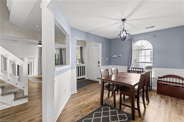 43 Creekstone DR, Newport News, VA 23603