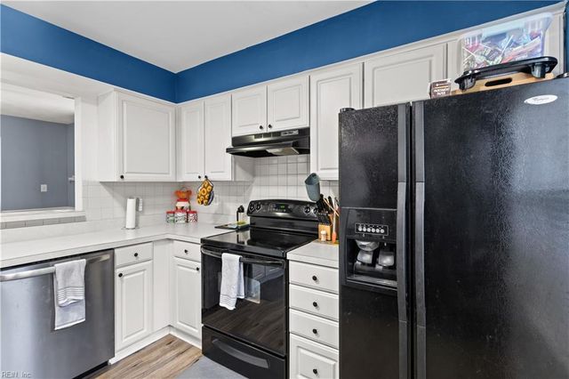 43 Creekstone DR, Newport News, VA 23603