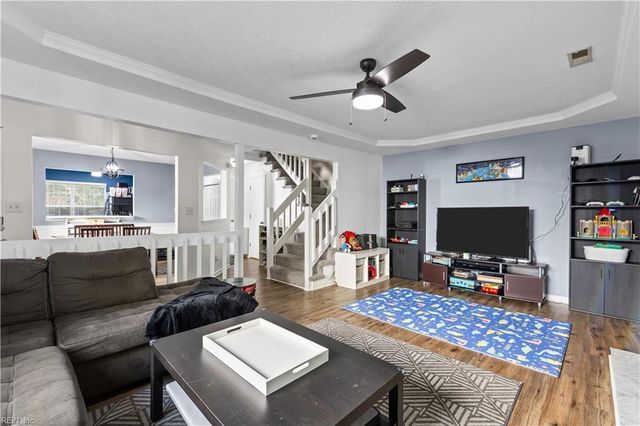 43 Creekstone DR, Newport News, VA 23603