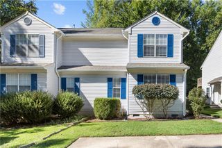 43 Creekstone DR, Newport News, VA 23603