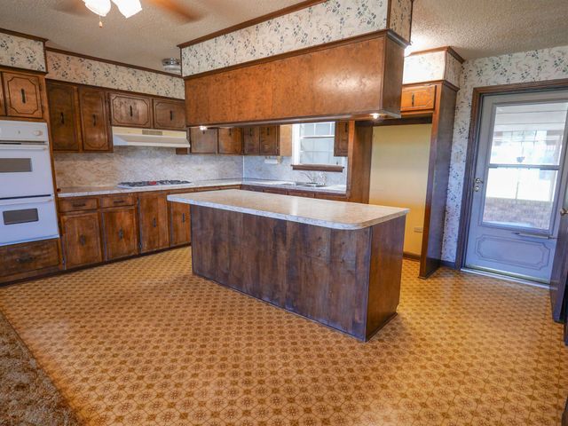 111 Swamp Dr, Bourg, LA 70343