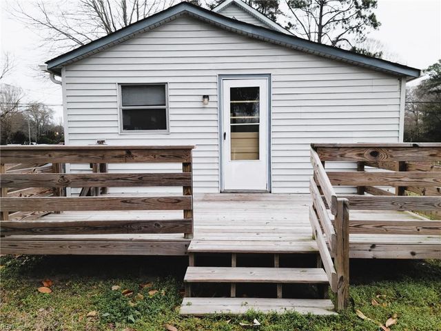 1437 Fentress RD, Chesapeake, VA 23322