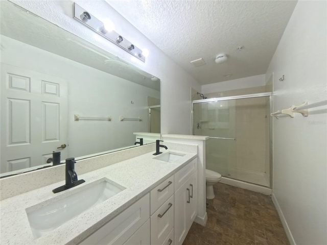 215 GLOWING PEACE LANE 86, Orlando, FL 32824