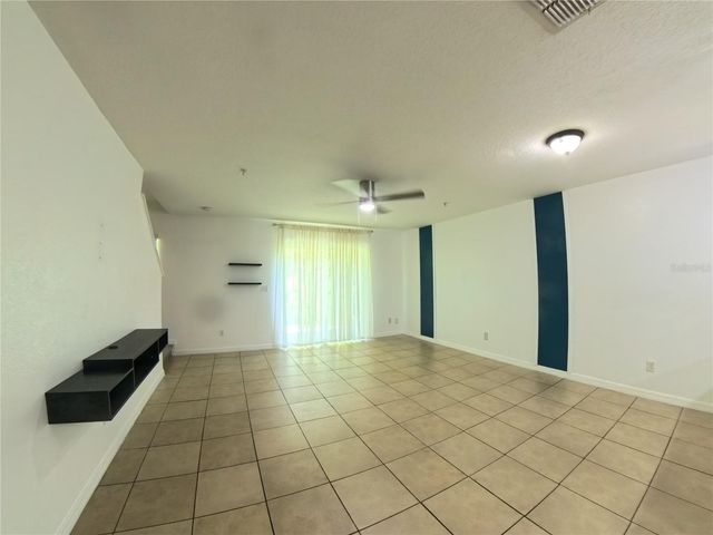 215 GLOWING PEACE LANE 86, Orlando, FL 32824