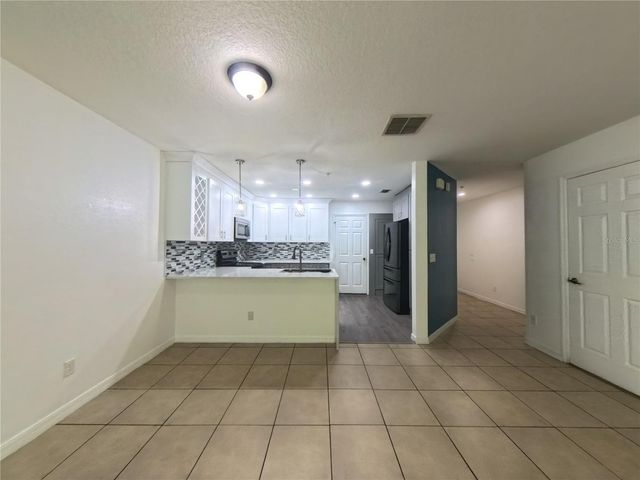 215 GLOWING PEACE LANE 86, Orlando, FL 32824