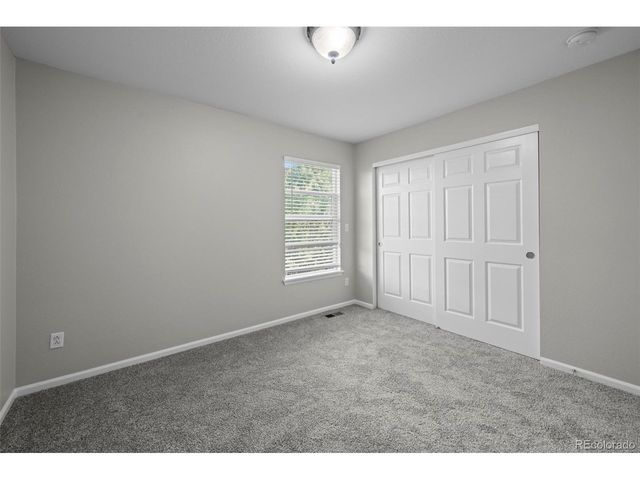 26017 E Frost Cir, Aurora, CO 80016
