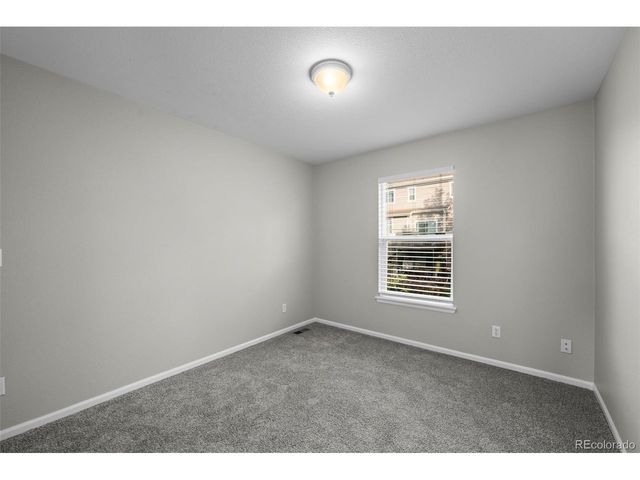 26017 E Frost Cir, Aurora, CO 80016
