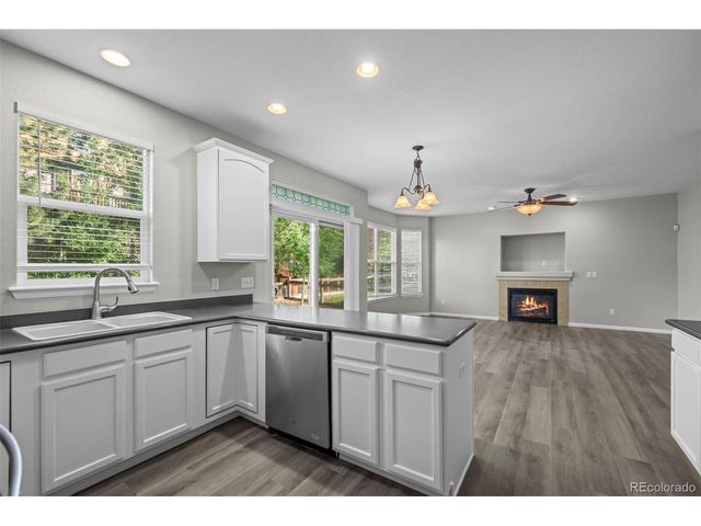 26017 E Frost Cir, Aurora, CO 80016