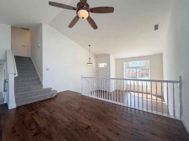 7117 Snowy Birch Way, Sacramento, CA 95823