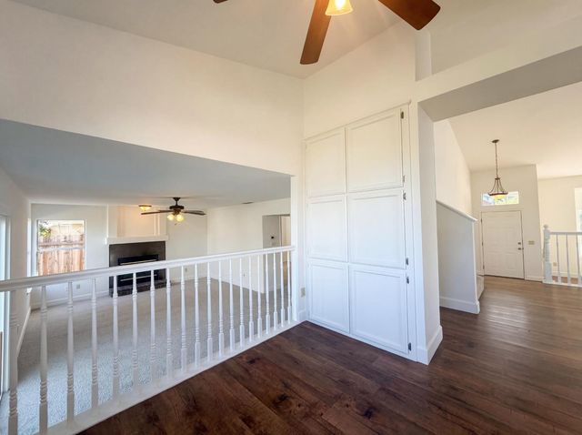 7117 Snowy Birch Way, Sacramento, CA 95823