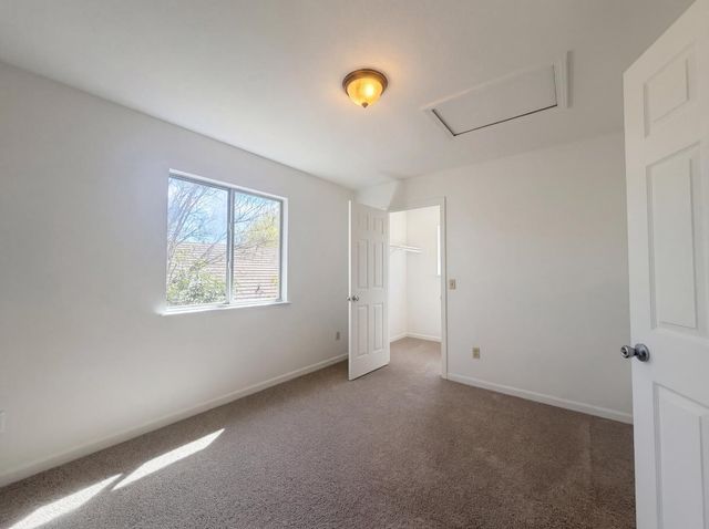 7117 Snowy Birch Way, Sacramento, CA 95823