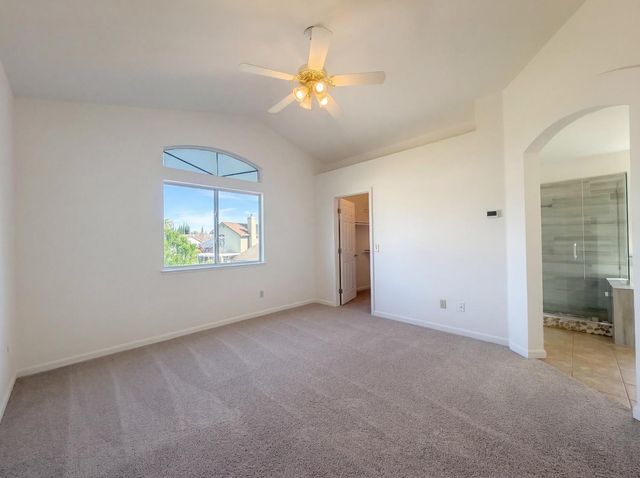 7117 Snowy Birch Way, Sacramento, CA 95823