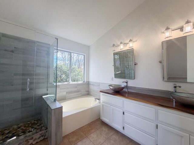 7117 Snowy Birch Way, Sacramento, CA 95823