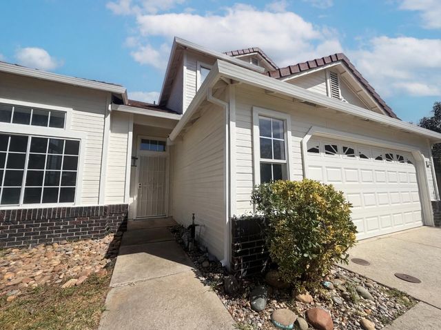 7117 Snowy Birch Way, Sacramento, CA 95823