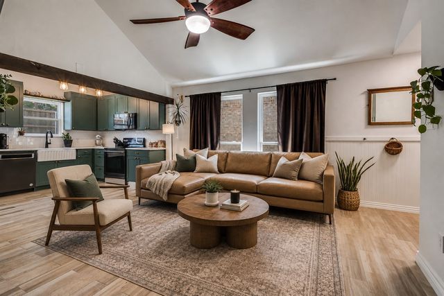 2041 Mallard Drive, Lewisville, TX 75077