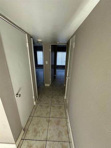 1830 MARAVILLA AVENUE 309, Fort Myers, FL 33901