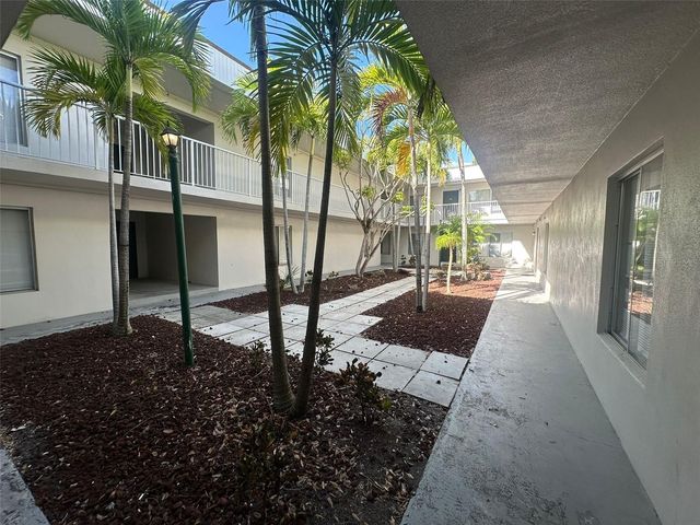 1830 MARAVILLA AVENUE 309, Fort Myers, FL 33901