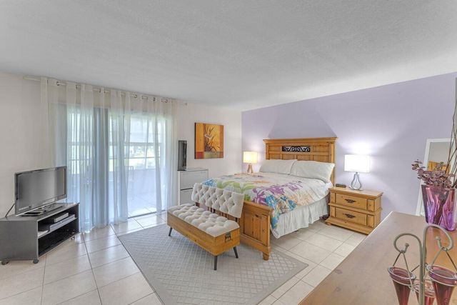 2114 Newport U, Deerfield Beach, FL 33442