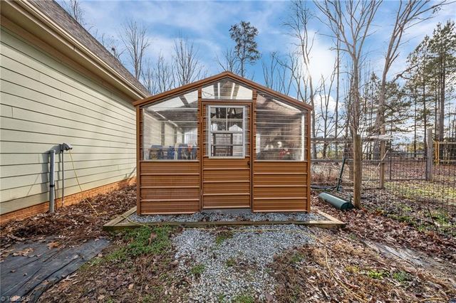 3225 Back Acres Road, Efland, NC 27243