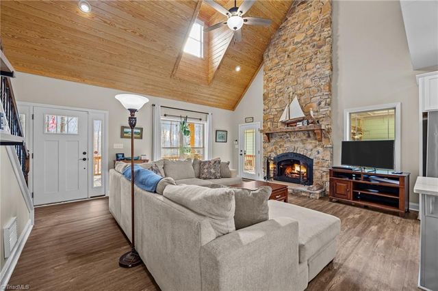 3225 Back Acres Road, Efland, NC 27243