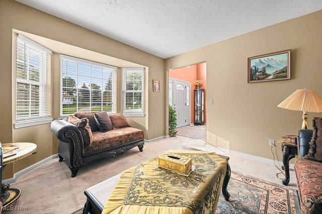 5980 Wallings Road, North Royalton, OH 44133