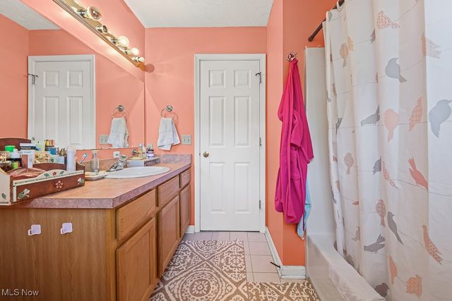 5980 Wallings Road, North Royalton, OH 44133