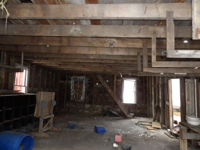 13985 S 42nd Street, Fulton, MI 49052