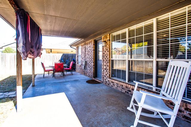 6904 Fulton Avenue, Lubbock, TX 79424