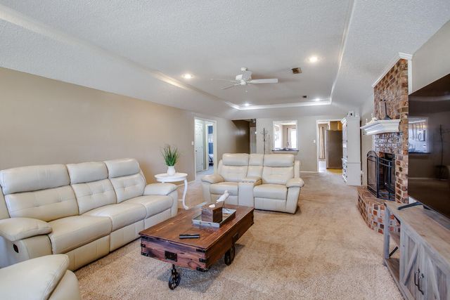 6904 Fulton Avenue, Lubbock, TX 79424