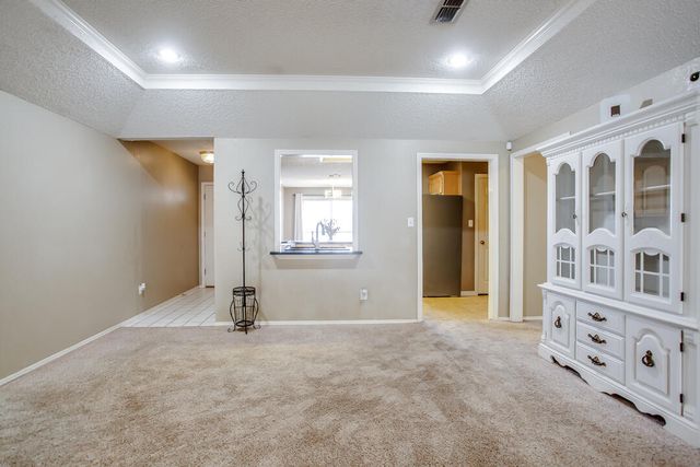 6904 Fulton Avenue, Lubbock, TX 79424