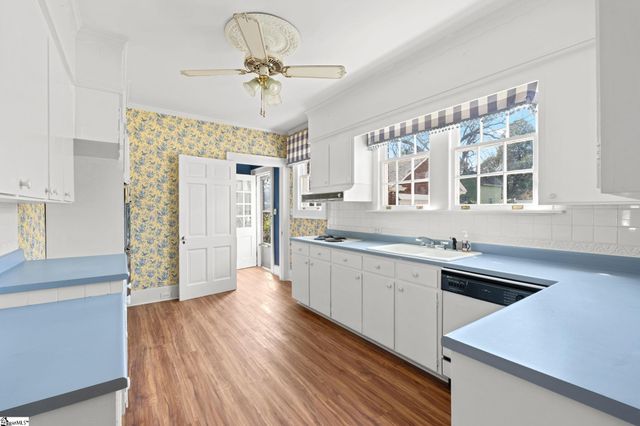 305 N Main Street, Greer, SC 29650