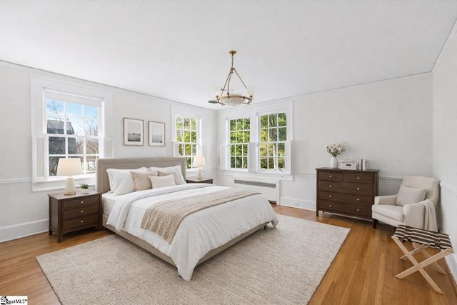 305 N Main Street, Greer, SC 29650