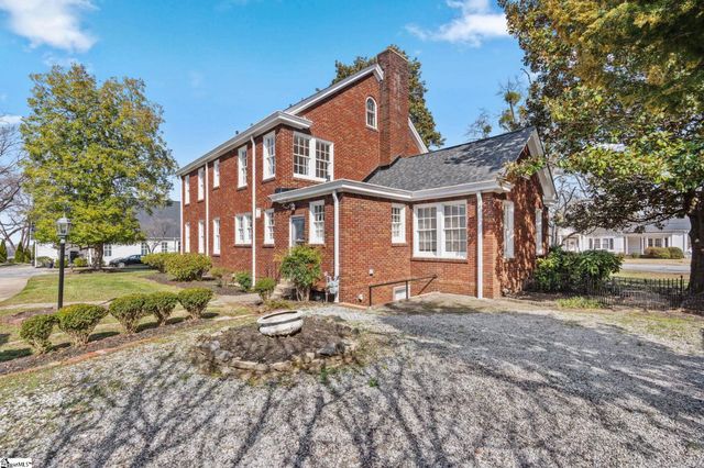 305 N Main Street, Greer, SC 29650