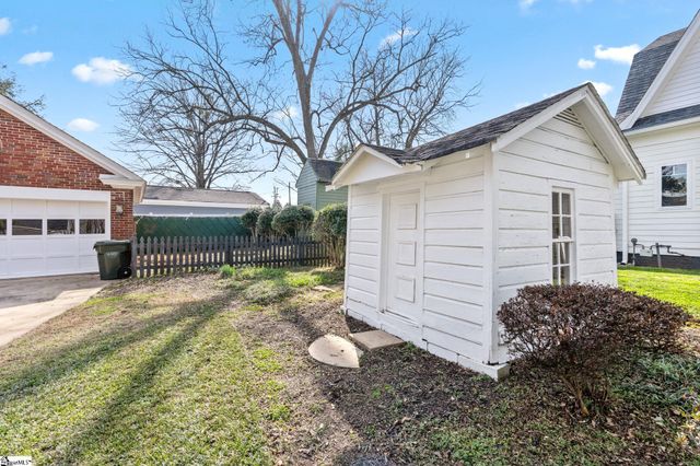 305 N Main Street, Greer, SC 29650