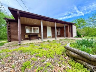 1307 Pike Drive, Bismarck, MO 63624