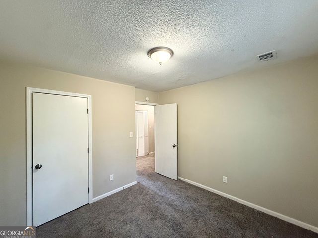 1061 Mainstreet Lake Drive, Stone Mountain, GA 30088