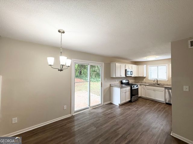 1061 Mainstreet Lake Drive, Stone Mountain, GA 30088