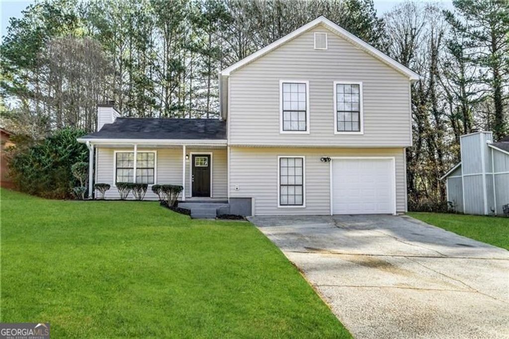 1061 Mainstreet Lake Drive, Stone Mountain, GA 30088