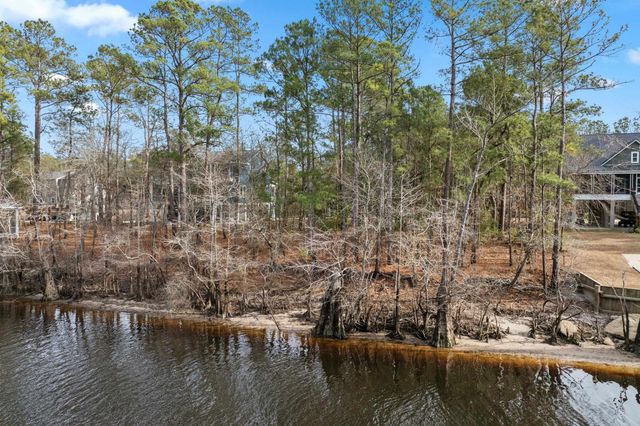 1810 Gray Oaks Dr., Conway, SC 29526