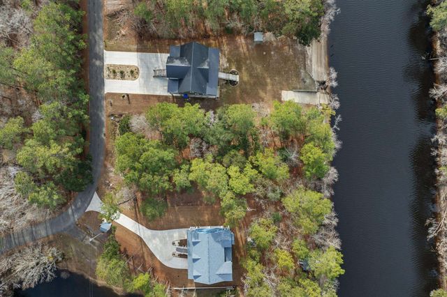 1810 Gray Oaks Dr., Conway, SC 29526