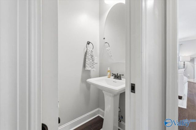 127 Whippoorwill Drive, Huntsville, AL 35811