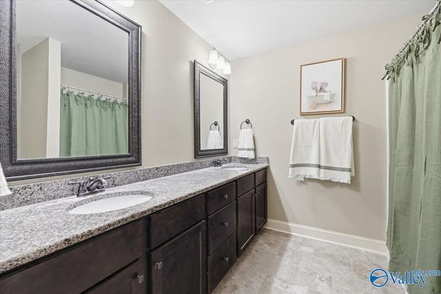 127 Whippoorwill Drive, Huntsville, AL 35811